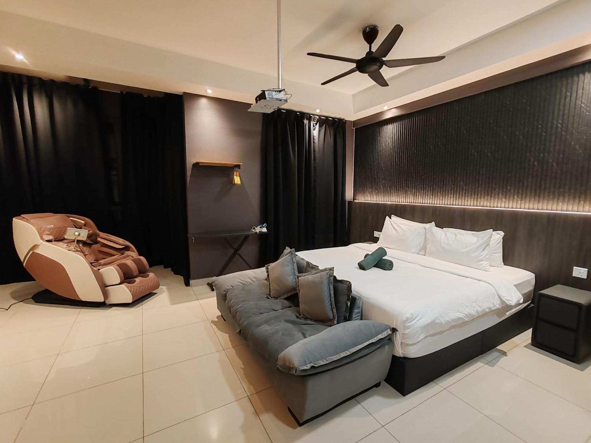 Luxury Couple Suites L Free Netflix L Massage Chair L Bathtub L Wifi 200Mbps L Town Area Bali Residence Malacca Екстериор снимка